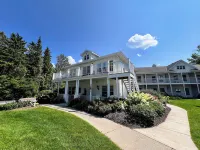 Bay Breeze Resort