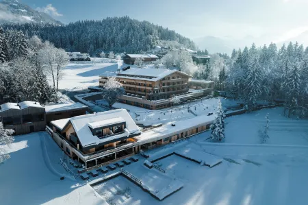 Alpenhotel Kitzbühel am Schwarzsee - 4 Sterne Superior