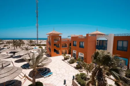 Faraana Heights Aqua Park Отели рядом с достопримечательностью «Бей- Набк»