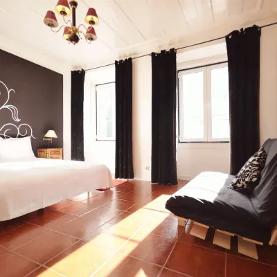 Lisbon Story Guesthouse Отели рядом с достопримечательностью «Площадь Россио»