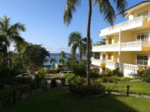 Las Palmeras Riki R โรงแรมใน