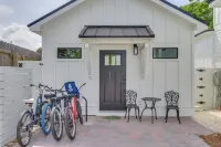 Designer Coastal Studio: Walk to Beach, Near 30A - Beach