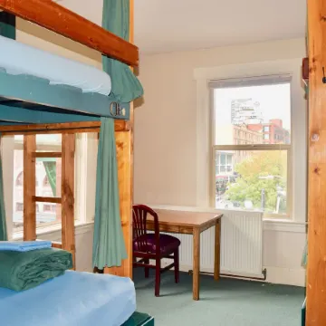 Green Tortoise Hostel Seattle Отели в г. Сиэтл