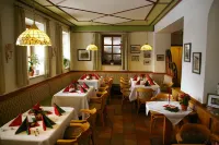 Pension Zur Alten Schmiede - 3-Star