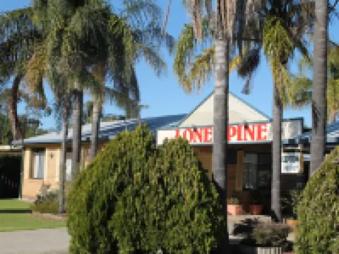 Lone Pine Motel Hotels in Corowa