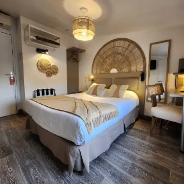 Cit'Hotel le Cheval Blanc Cognac Centre