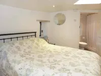 The Round House