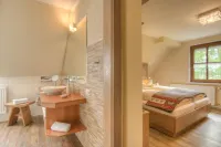 Landhotel Lindenhof Hotels in VohenstrauB