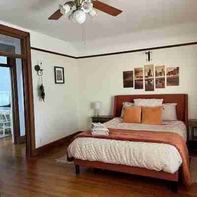 Historic Oak Park Residence Rooms
