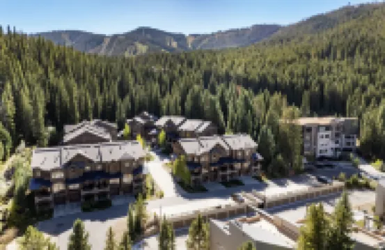 Base Camp at Iron Horse... 4 Bedroom Townhouse by RedAwning
