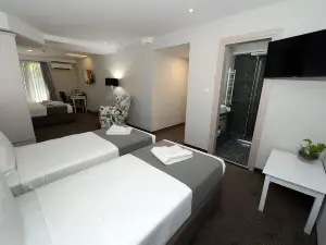 Top 12 4-Star Select Hotels in Skopje