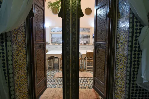 Riad Dar Iman - Bed and Breakfasts