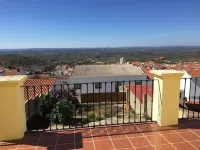 Alojamiento Castillo de Hornachos - Mountain view
