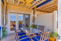 Premier Carlsbad furnished 2 bdrm townhouse for rent -ocean and sunset views