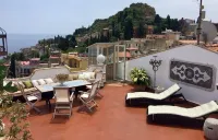Casa Aricò & Shatulle Suites - Bed and breakfasts