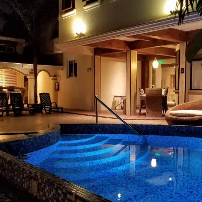 Cedros Inn Boutique Hotel Отели рядом с достопримечательностью «Кеннеди»