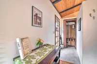 Cozy Volcano Studio w/ Phenomenal Rainforest Views