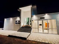 Sunset Shoreline Saranda - Sea View - Free Private Parking - Pool - Rooftop Pools