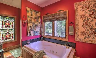 Serene Apt Along James River w/ BBQ & Gazebo!