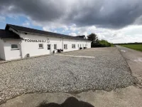 Vestbjerg Apartments Hotel di 