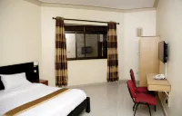 Ubuntu Palace Hotel Hotels in Buloba