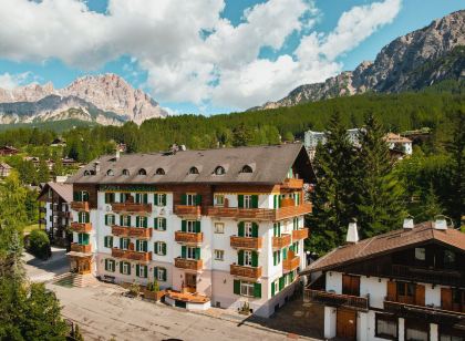 Hotel Serena Cortina