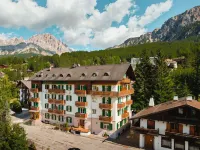 Hotel Serena Cortina Hotels in der Nähe von Strada Misurina - Rifugio Auronzo (bl)