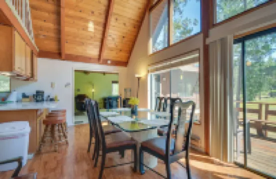 距優勝美地國家公園6英里: 帶甲板的度假屋! 格羅夫蘭酒店