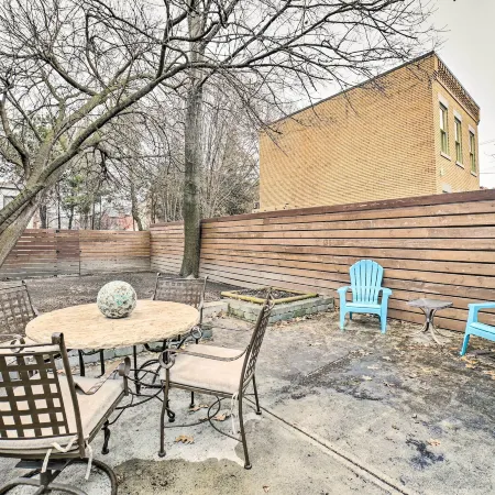 Pittsburgh Home Walkable Location!