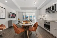 ReStays Ottawa Hotels near Peace Tower