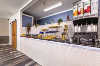 The Bransinn Entertainment District - breakfast