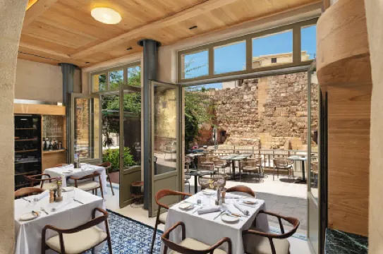 Elysia Boutique Hotel