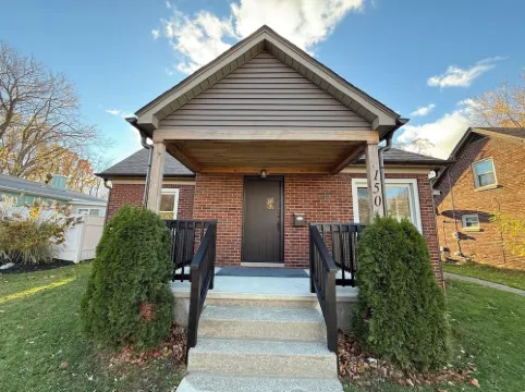 3-bedroom house in wonderful Erie with AC, WiFi