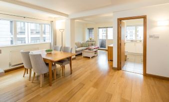 Bright 2-Bed Flat Near St Paul’s