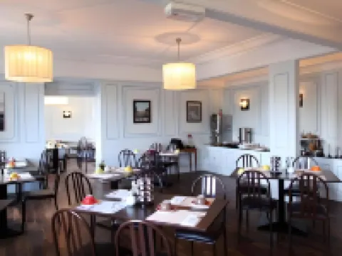 Le Grand Hotel Hotels in Tours