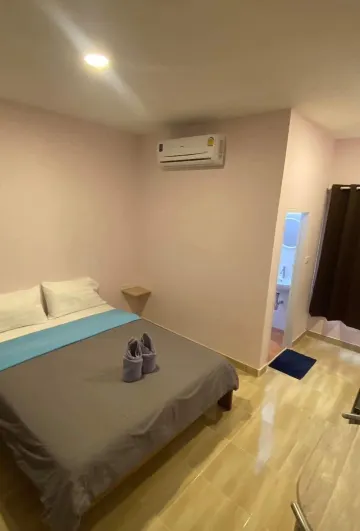 ห้องพร้อมเตียงควีนและเตียงเดี่ยว