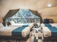 Izunokuni Glamping Terrace Emerald Forest Hotel di Kannami