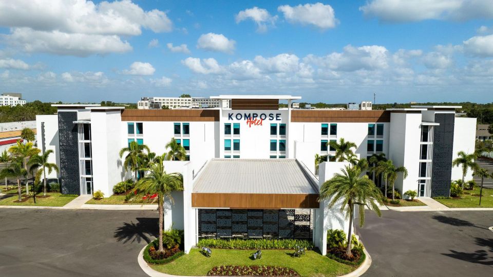 Kompose Boutique Resort at Theme Parks