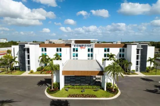 Kompose Boutique Resort at Theme Parks