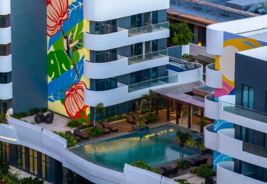 챈슬러 호텔 보라카이