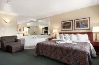 Travelodge by Wyndham Drumheller Hotels in Drumheller