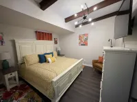 Table Rock Lake Access and Indoor Pool - Charming Cozy Getaway Hotels in Kimberling City