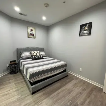 Luxury 1 bedroom loft centrally located to it all!