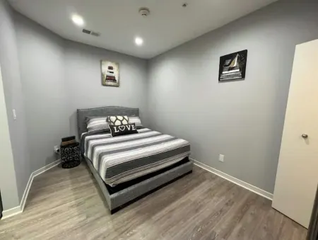 Luxury 1 bedroom loft centrally located to it all!