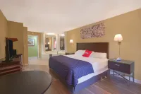 OYO Hotel Brownsville TN I-40 Hotels near West Tennessee Delta Heritage Center / Tina Turner Museum