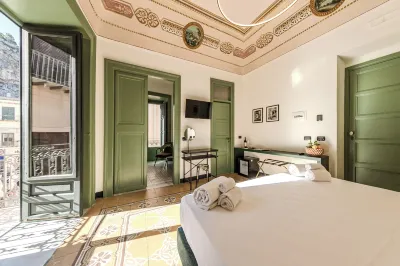 بالاتسو فيللمي Hotels near La Rocca