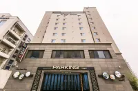 Cheongju Show Hotel