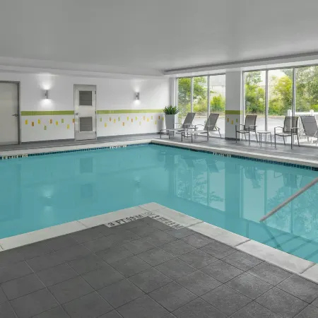 Fairfield Inn & Suites Calhoun