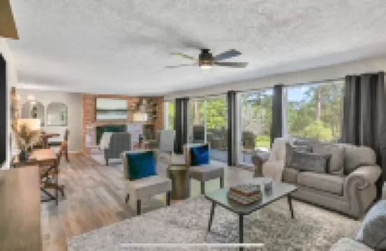 New Listing! Cozy 2-bedroom 3-bath condo on hole 3 of Rayburn Country Club