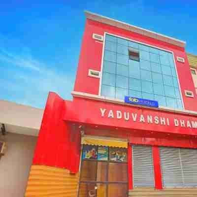 FabHotel Yaduvanshi Dham Hotel Exterior